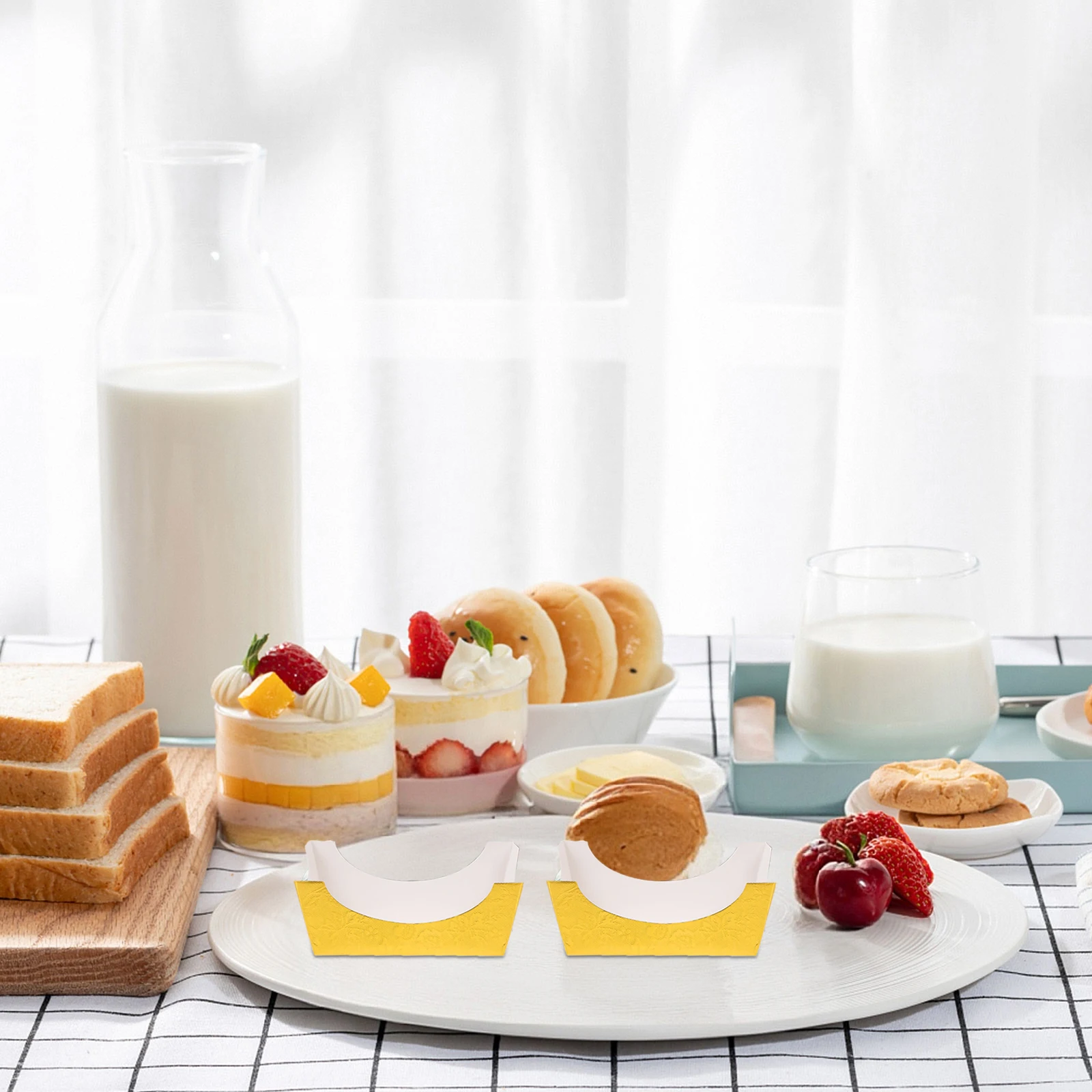 

100pcs Square Cake Tray Baking Pan Cupcake Liners Container Paper Party Muffin Cups Accessories Display Decorating Disposable