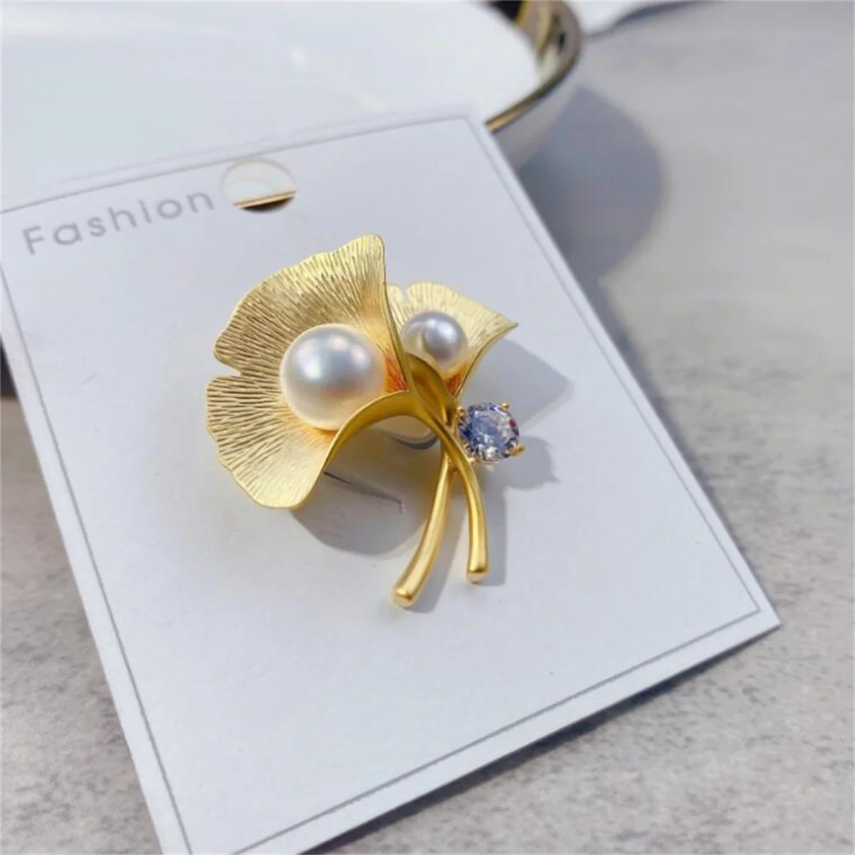 Exquisite Ginkgo Brooch, Fashionable And Personalized Jewelry, Clothing Accessories For Men And Women, Party And Birthday Gifts