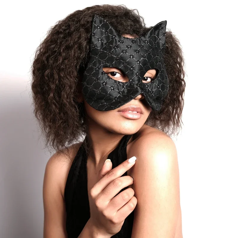 

CosplayMask adult women's plastic material creative half face retro simple funny suitable Christmas Halloween party performance