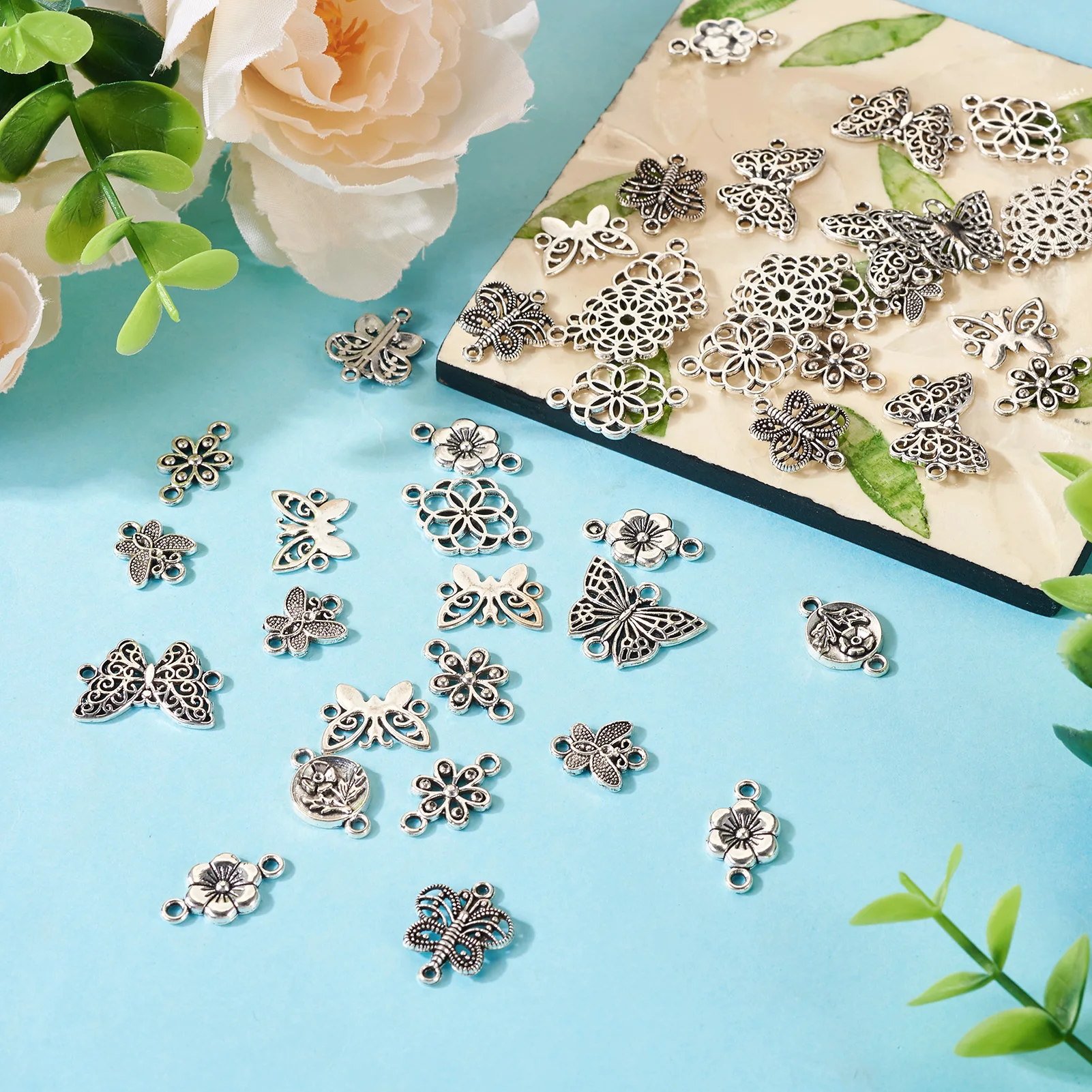 60Pcs Vintage Alloy Butterfly Plum Flower Connector Charms For Diy Tibetan Earring Necklace Bracelet Jewelry Making Findings