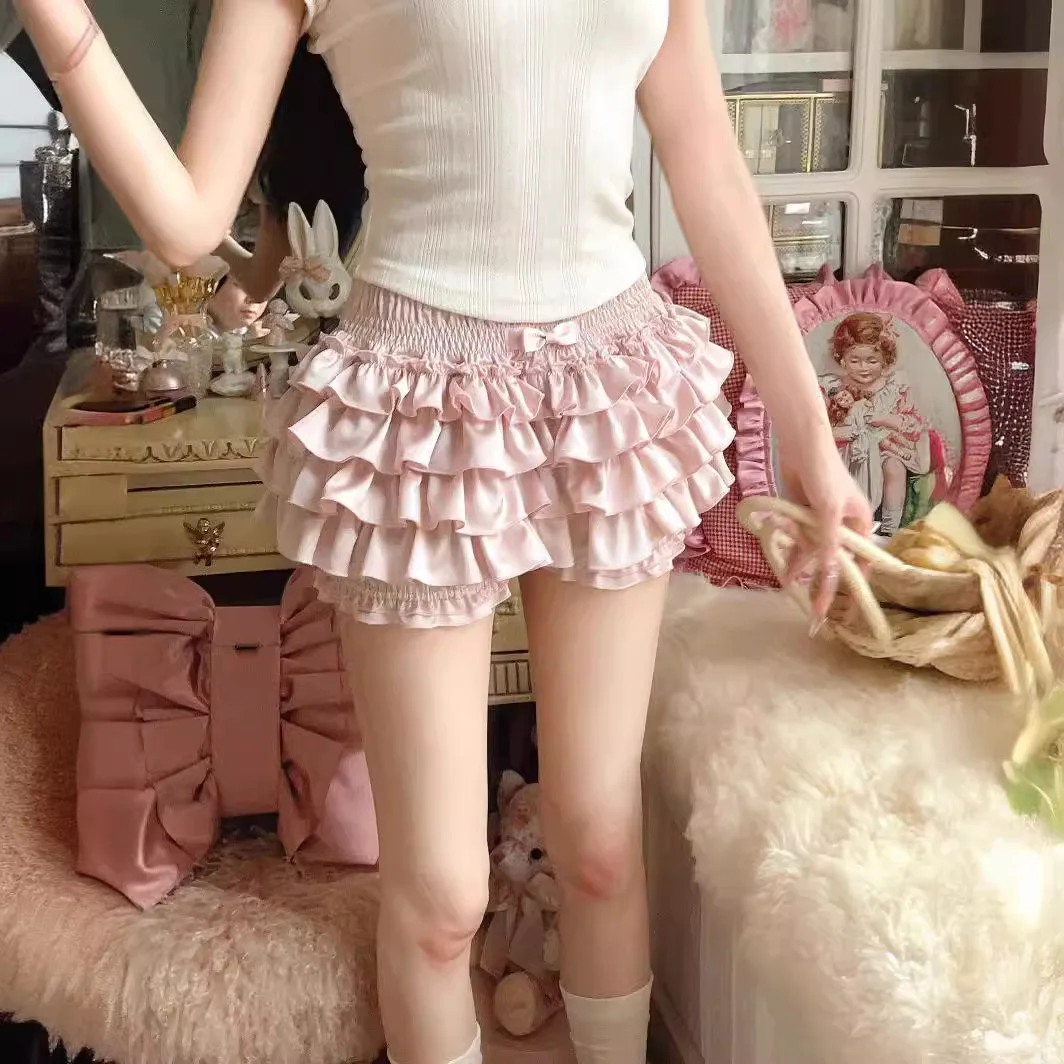 Cute Sweet and Spicy Cream Doll Feel, Leg Long, Genuine Acetate Satin Layered Lace Bubble Shorts
