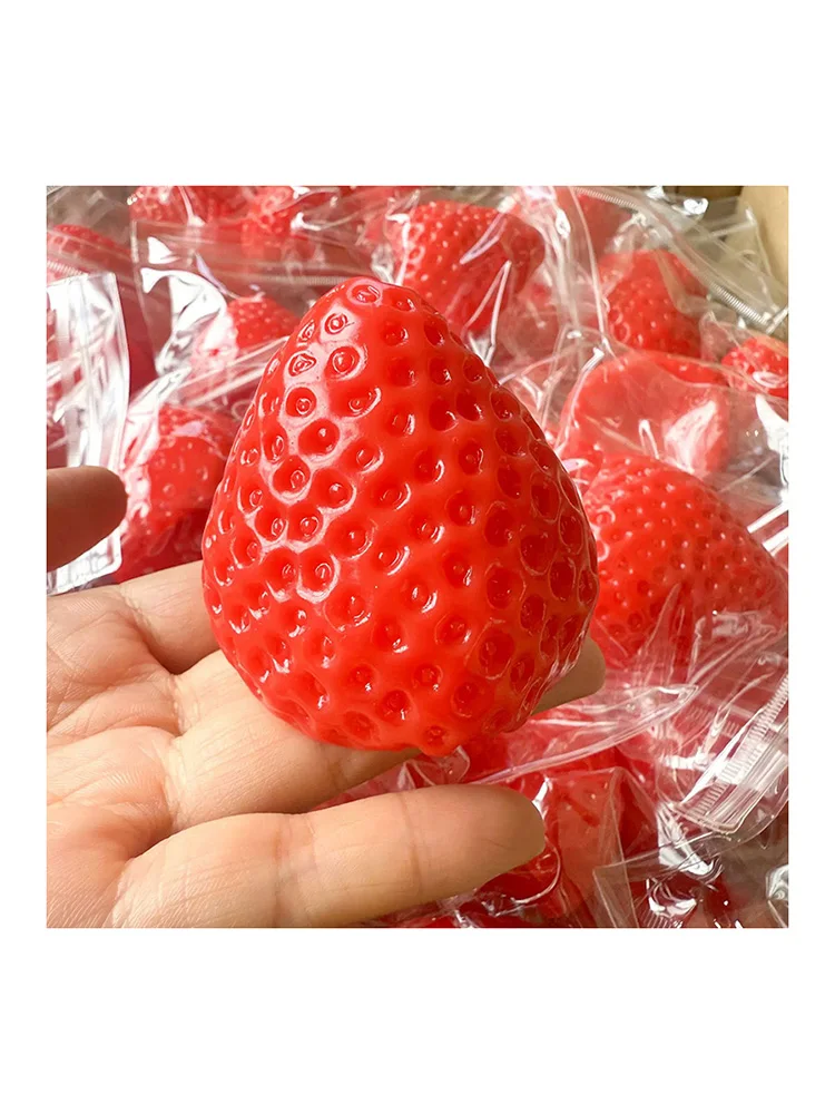 Erdbeer-Tangetanzender Squishy Fidget Toy – Stressabbau-Spielzeug mit langsamer Rückfederung für Kinder, Erwachsene, Büro & Partygeschenke – Quetschgeschenk