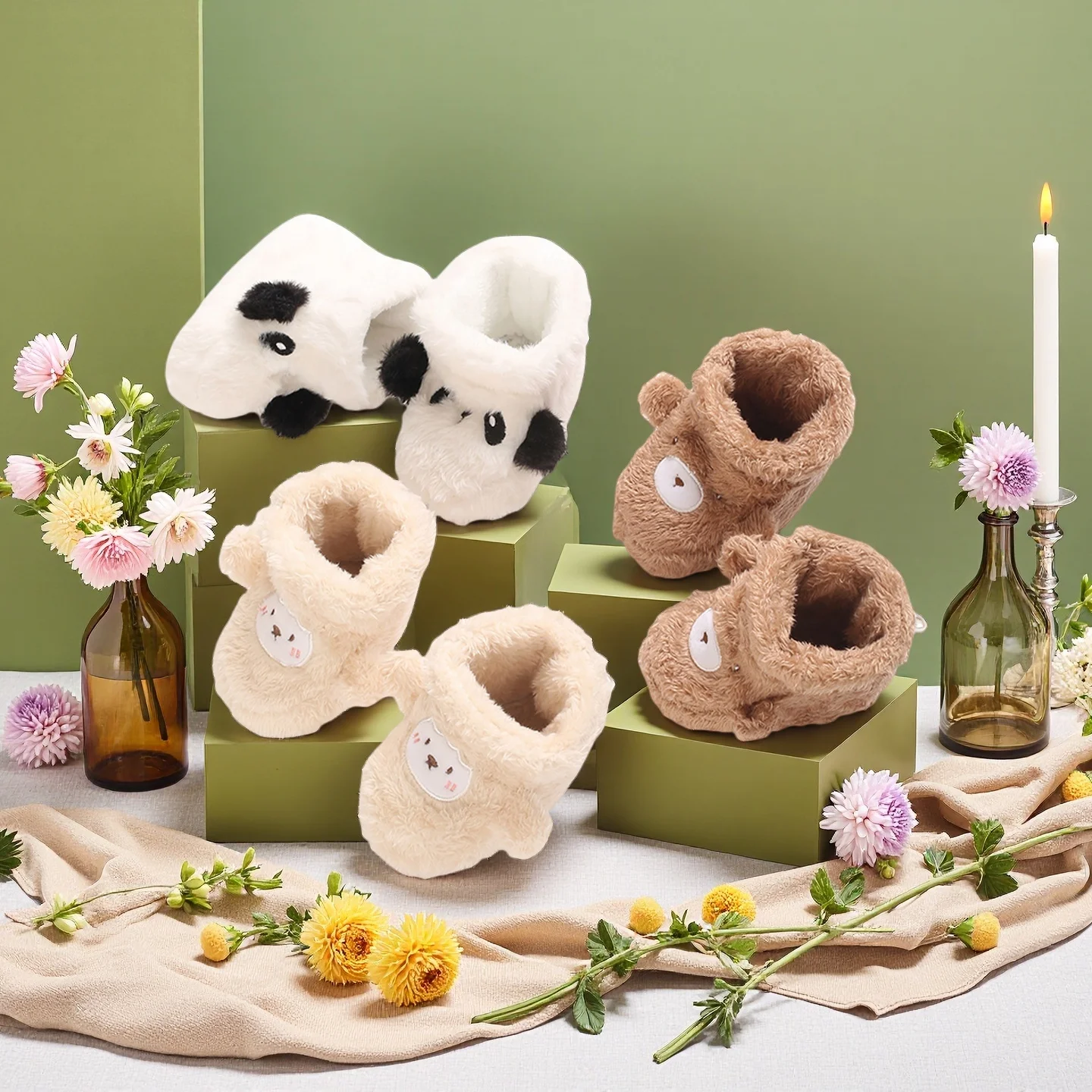 

New Born Baby Winter Plush Foot Covers Baby Warm Socks Cute And Super Cute Foot Protection Shoes