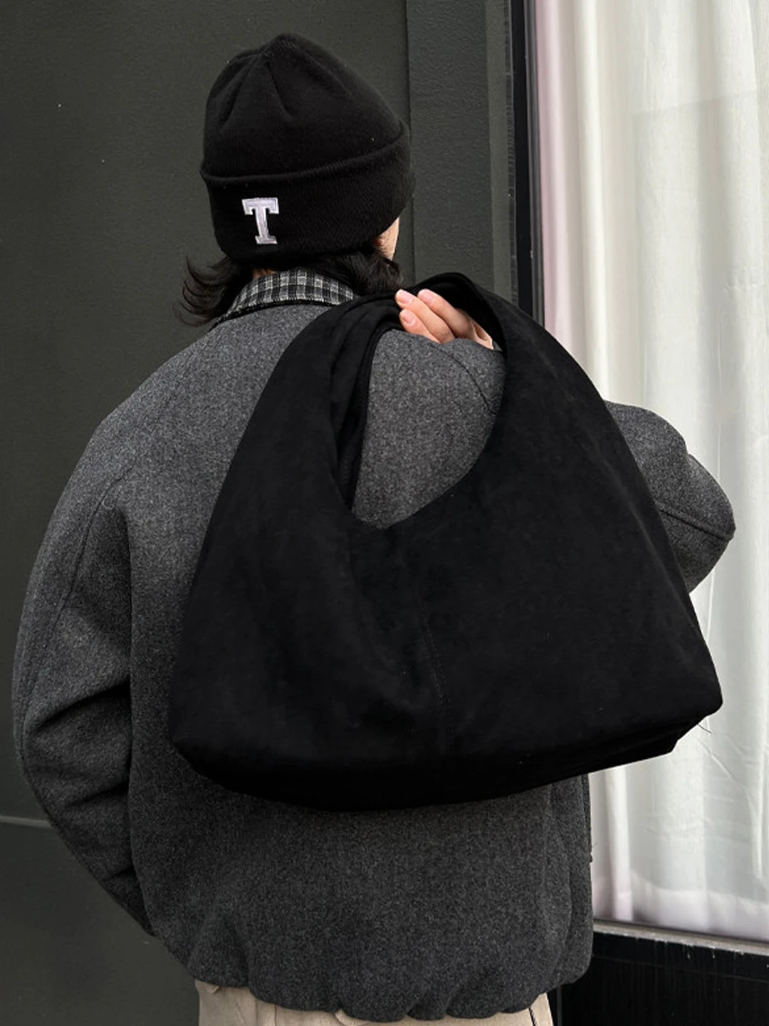 Retro Suede Leather Triangular Shoulder Bag Unisex Korean Style Casual Crossbody Bag for Youth Dumpling Shape Pure Color