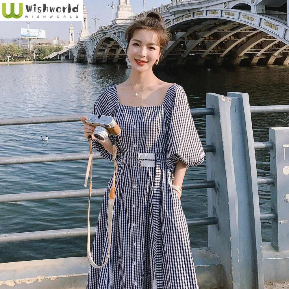 

Square Neck Plaid Dress Women's Summer 2022 New Korean Style Bubble Sleeve French Waist Fashion Medium Length Dress