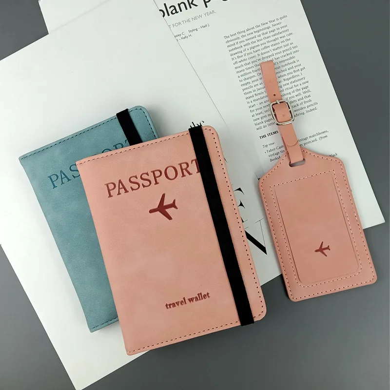 

Advanced Essential Travel Item: Anti Theft High-performance RFID Shielded Passport Clip+leather Luggage Tag Set