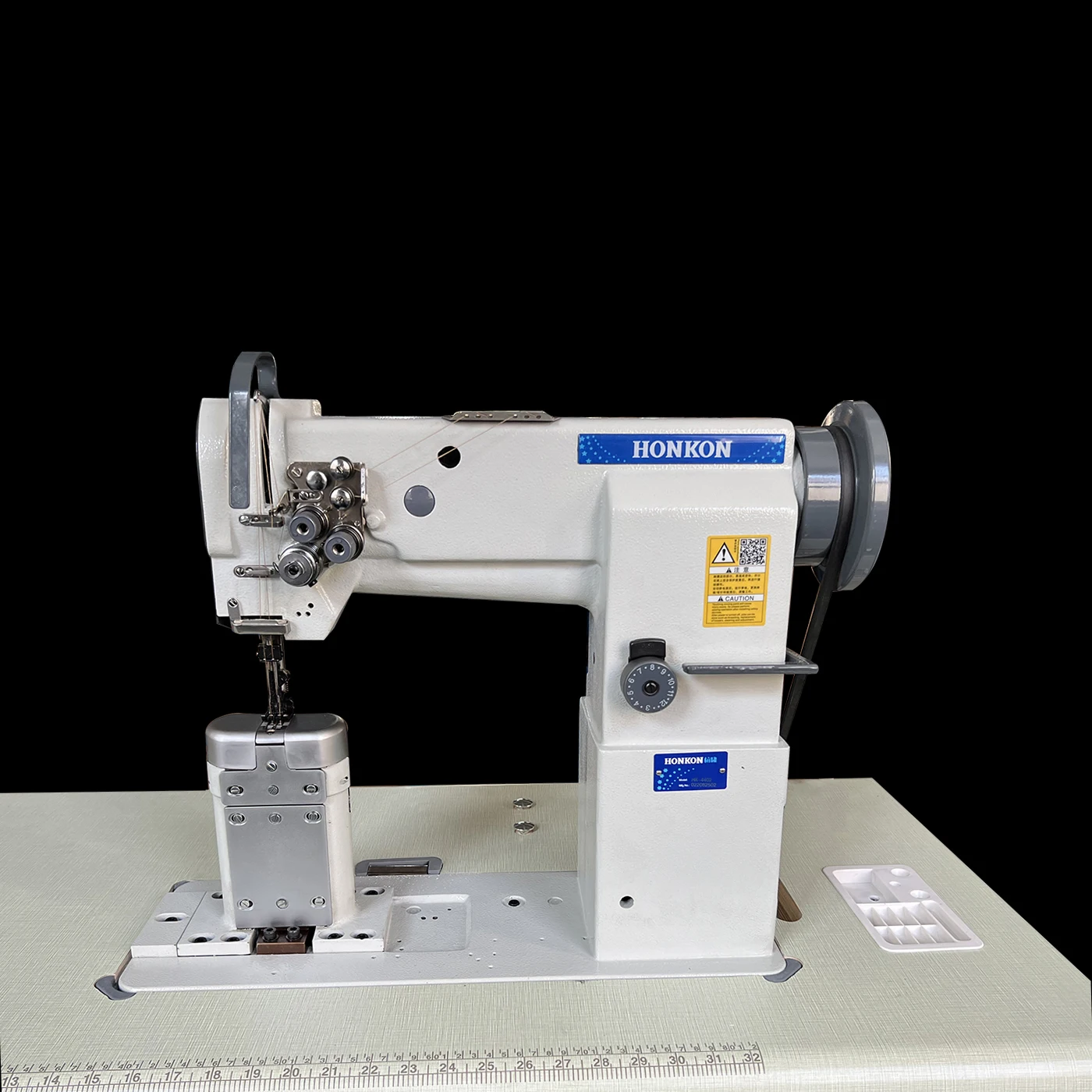 

Double Needle Heavy-duty Integrated Feeding Lockstitch Sewing Machine HK-4402 Industrial Sewing Machine
