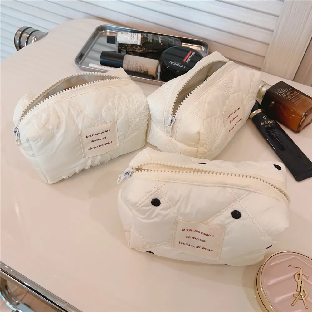 Zipper Large White Color Cosmetic Bag Cute Cotton Makeup Bag for Women Travel Make Up Toiletry Bag Washing Pouch Plush Pen Pouch