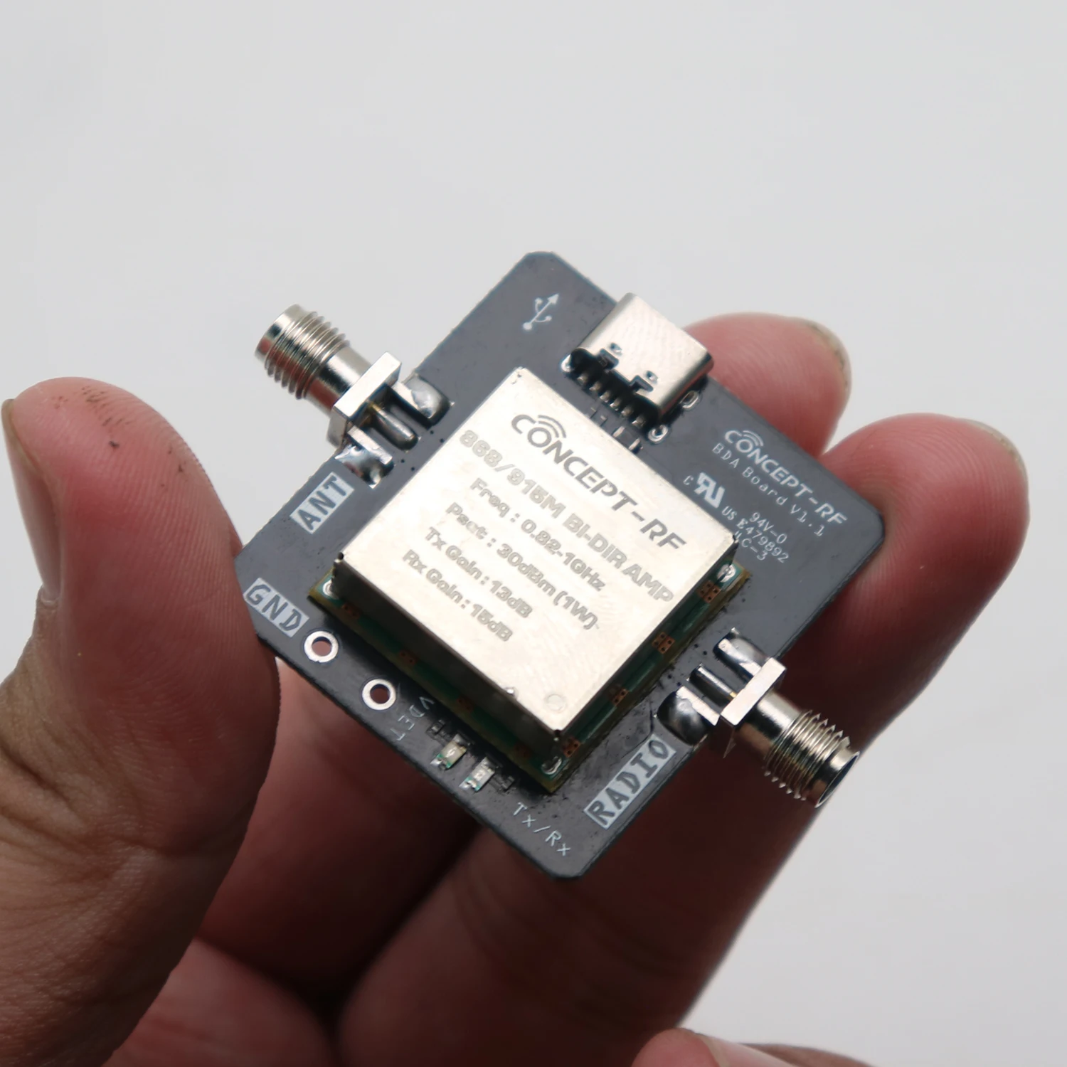 868MHz 915MHz 2.4GHz 5.8GHz Bidirectional Amplifier 2W RF Power Amp SMA for LoRa Helium Miner Drone Image Transmission Signal