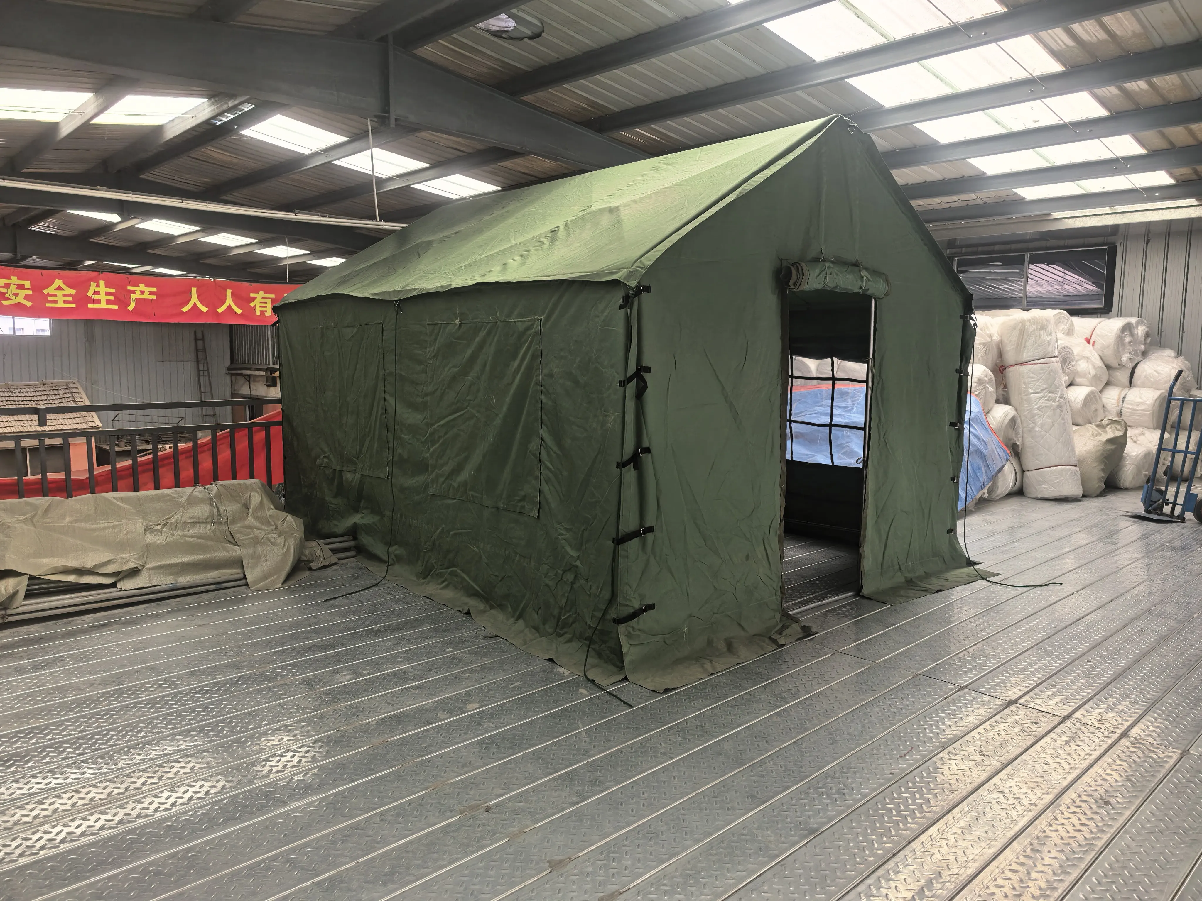 Customized winter outdoor waterproof Oxford canvas tent aluminum pole heavy activity tent shading emergency shelter