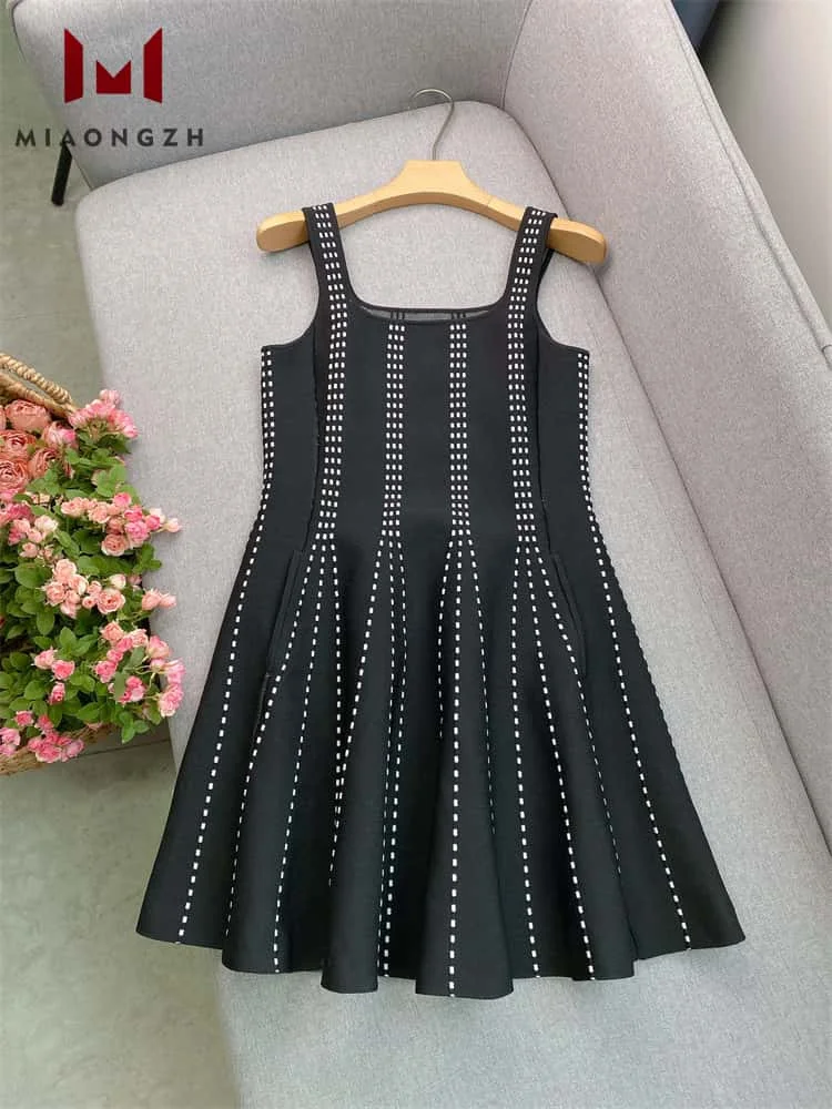 

High Quality Stripes Hit Color Knitted Sleeveless Party Dresses Fashion Vestidos or O Neck Crop Knit Short Sleeve Cardigan Tops