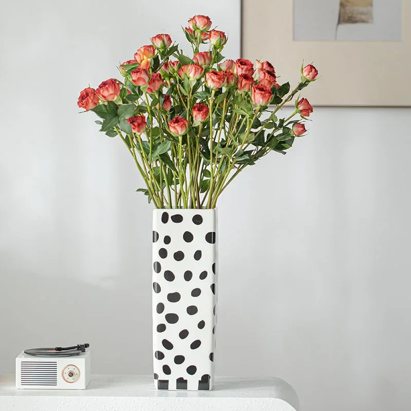 Nordic simple spot ceramic vase, hydroponic flower apparatus, vase decoration, suitable for office home living room decoration