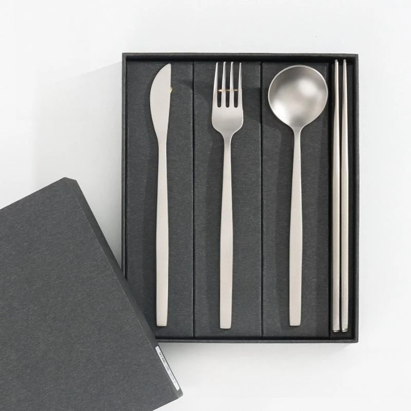 

Pure titanium gift box tableware portable easy to carry chopsticks spoon set