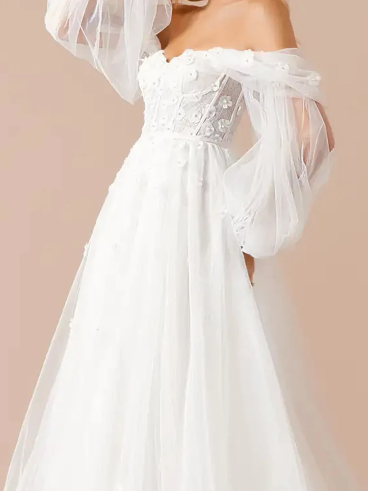 Women's Classic Bridal Wedding New Style Wedding Dress A-Line Off Shoulder Tulle Lace Applique Long Dress Formal Banquet Party