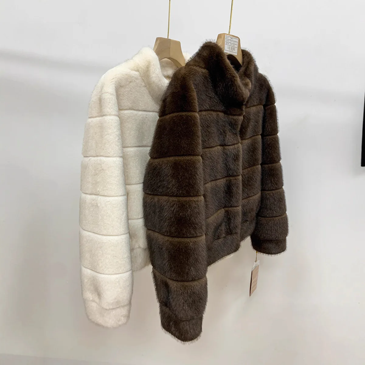 سترات قصيرة أنيقة من القطيفة على الطراز الكوري بياقة واقفة وأكمام طويلة معاطف فضفاضة من الفرو الصناعي للنساء للشتاء #5
