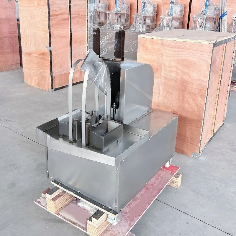 Engine-Powered Coconut Peeling & Juice Collecting Machine with Young Coconut Cutting Function for Restaurant Use