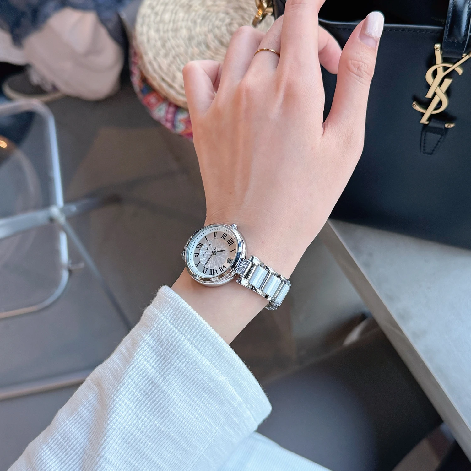 

Temperament Girls Quartz Watch 2025 New Fashion Casual Women's Watch Light Luxury Niche Ceramic Watch Exquisite Calendar Watch