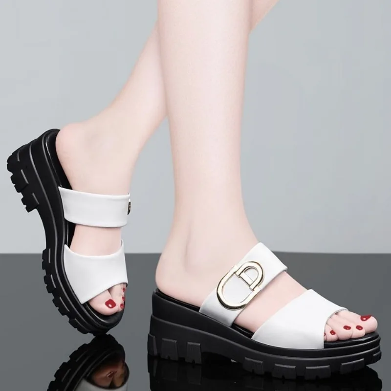 Sandals White Slides Sexy Heeled Shoes for Women Round Toe Fish Woman Slippers Leather Stylish Natural Skin Top Designs Original