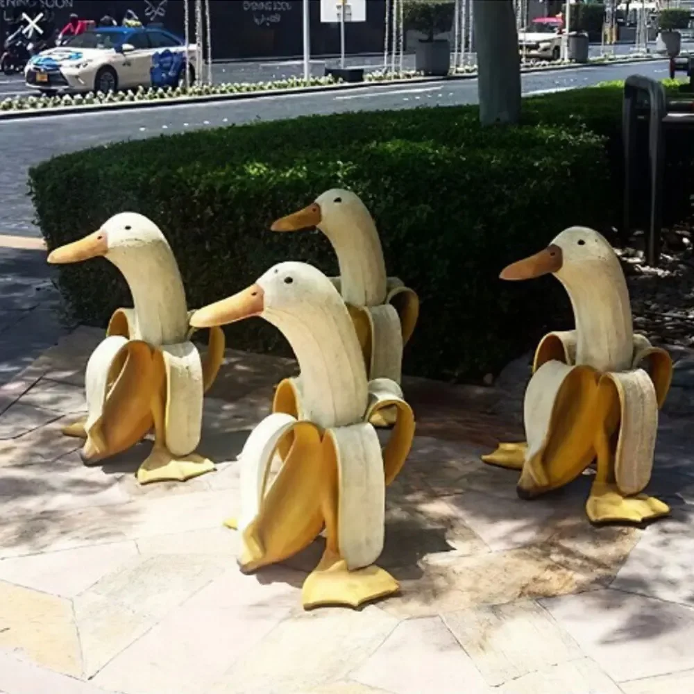 

Creative Art Banana Duck Garden Decoration Sculptures Yard Garden Decor Vintage Ornament Home Funny Garden Statues Accessories