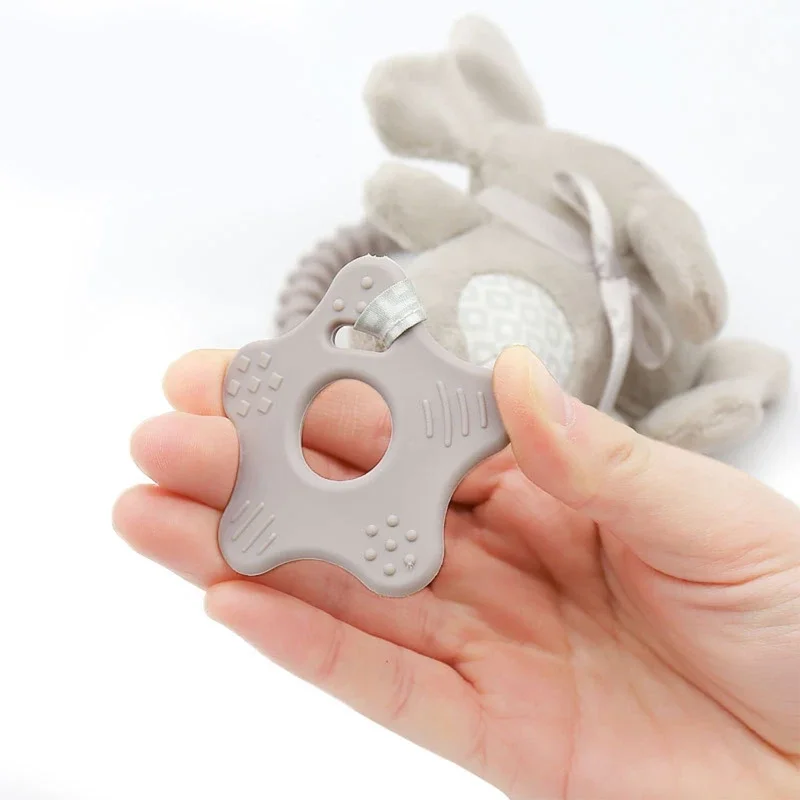 Hot selling children Rabbit Elephant Pendant Car Hanging Bed BB Called Baby Soothing Toys Cute Rattle for newborn toy