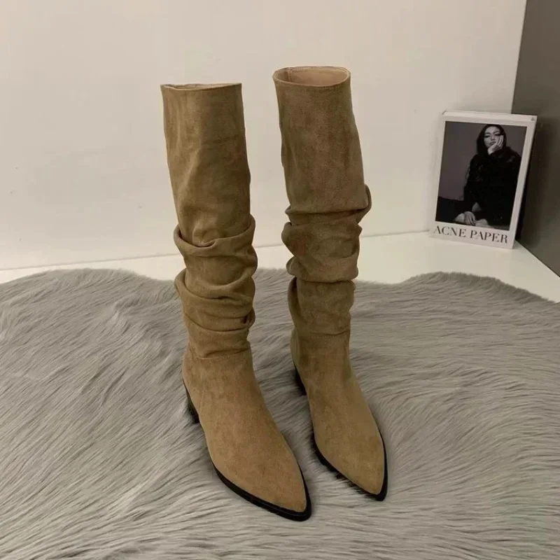 Botas hasta la rodilla para Mujer, zapatos De tacón bajo femeninos con pliegues, punta redonda, planos, largos, a la moda, Otoño e Invierno