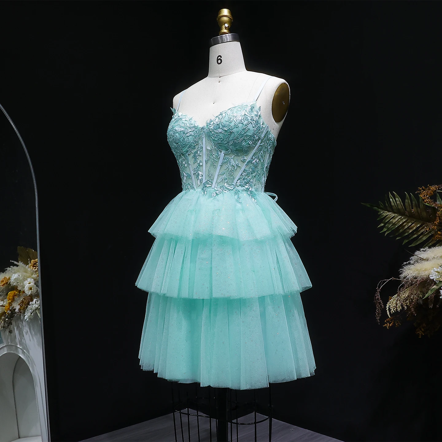 Sharon Said Mintgrünes Homecoming-Kleid mit Spaghettiträgern, Perlenbesetztes, gestuftes Tüllkleid, Dubai Cocktail-Abschlussball-Partykleid RM141 Maßanfertigung – Detail 7
