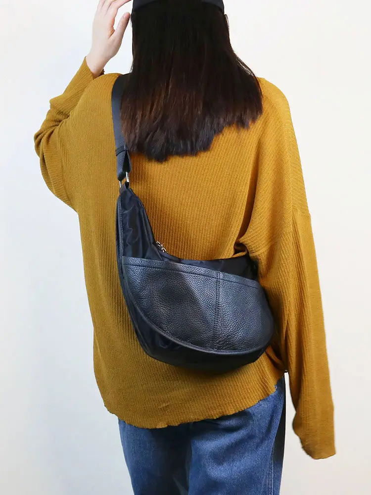 

European And American Fashion Leather Spliced Nylon Single Shoulder Women's Bag Simple And Casual Versatile Single Shoulder Dags