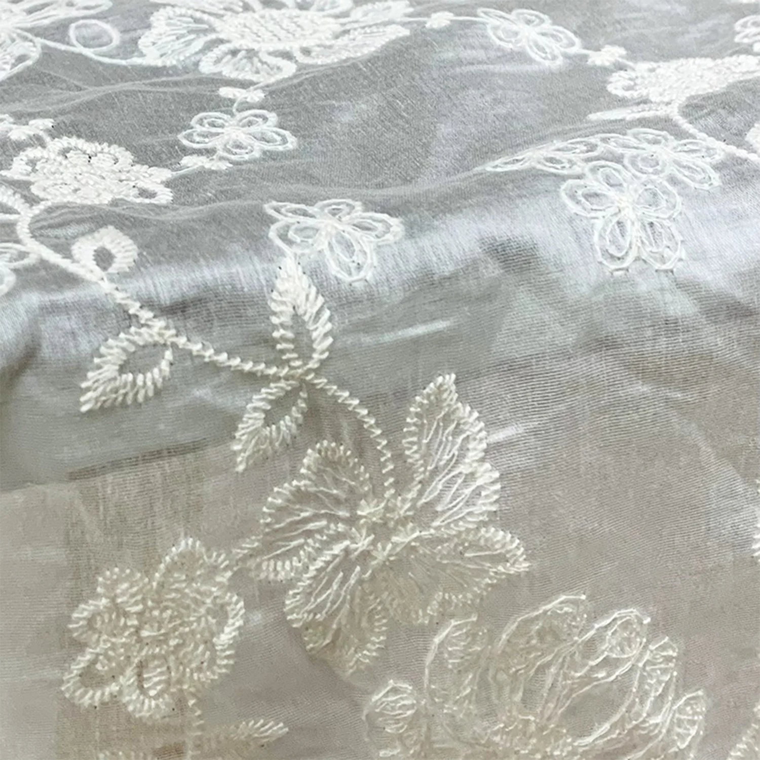 5ヤードの花柄刺繍レース生地、婦人服、柔らかいホームテキスタ - Home Textiles Suppliers In Usa のレビューと価格