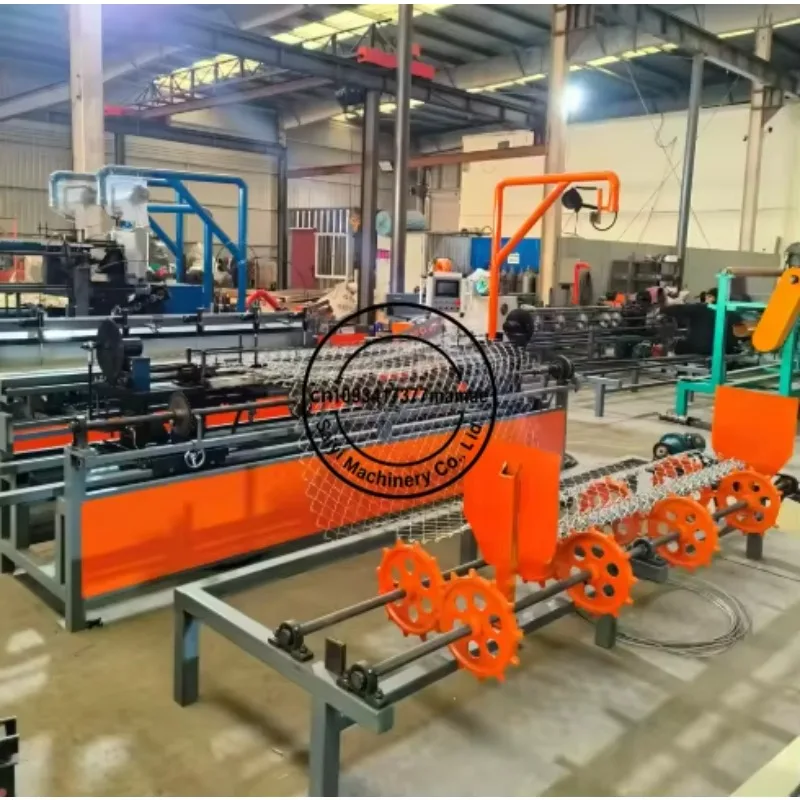 Customized Chain Link Fence Net Making Machine Factory Best Price Made In China Full Automatic Hot Sale Fence Wire Mesh 12 Provi