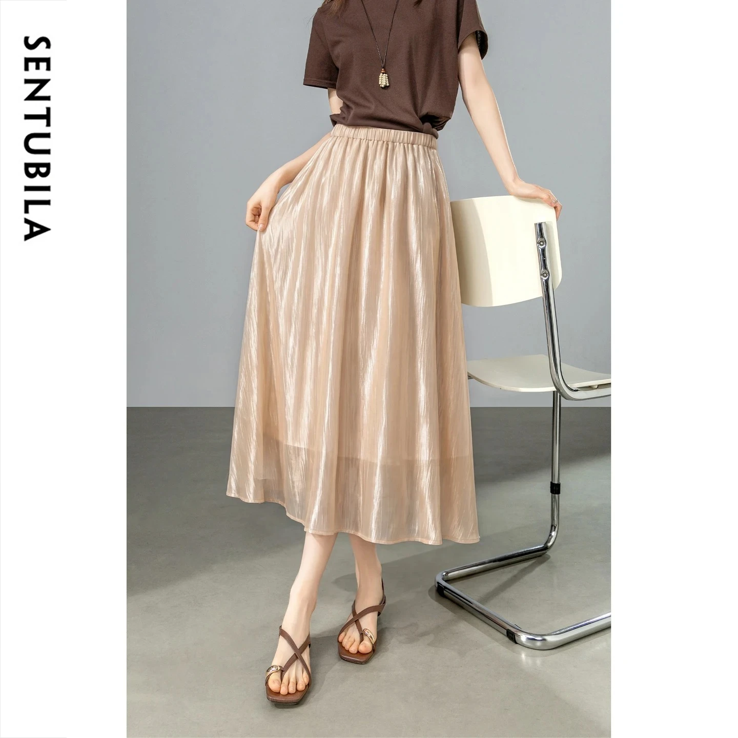 

SENTUBILA Elegant Satin Pleated A-Line Midi Skirt Women 2026 Summer Elastic Waist Shiny Texture Commute Flowy Skirt 162QG6653