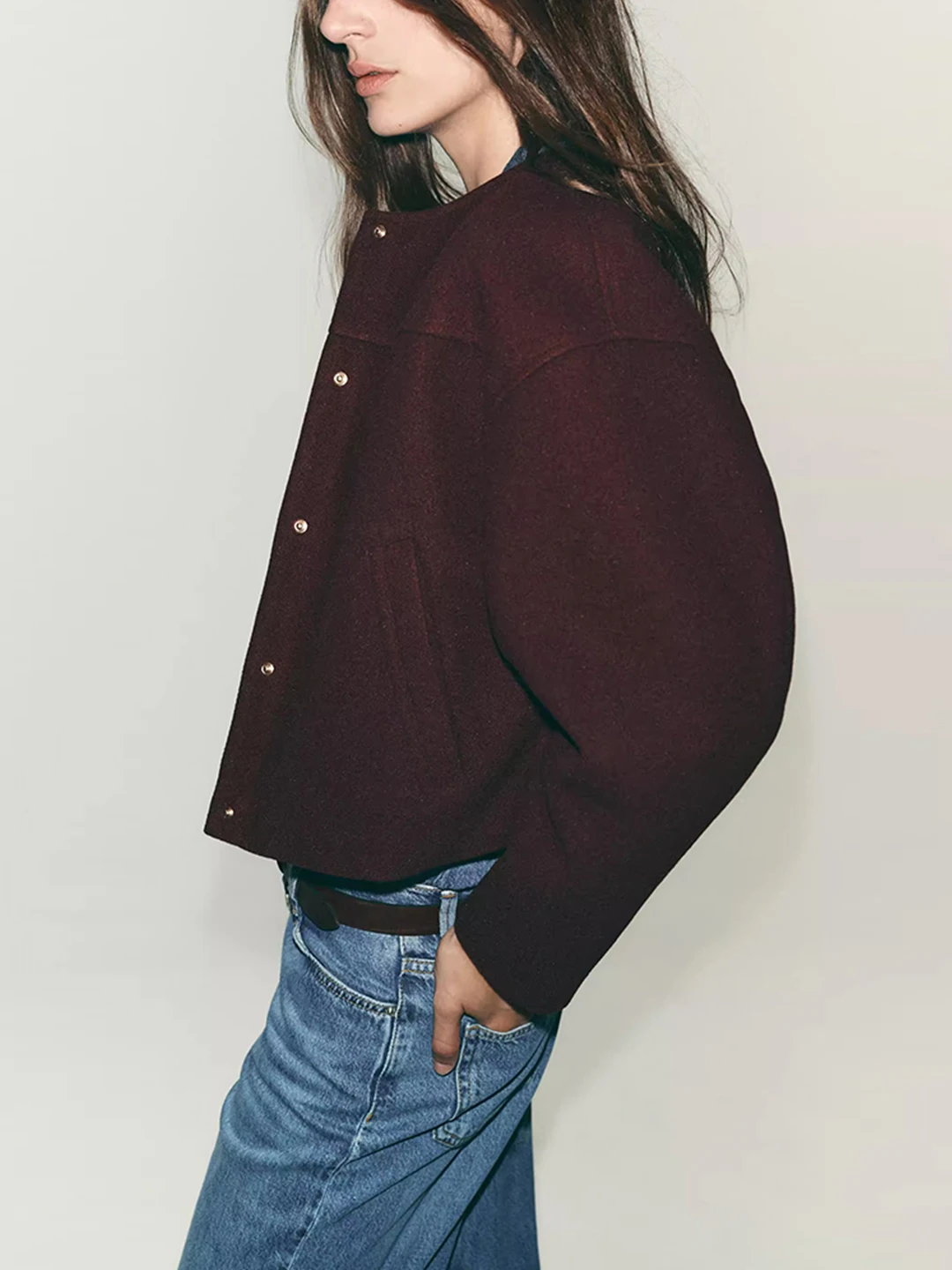 

Модный мягкий тюнер с золотыми пуговицами для женщин, осень 2024, сезонная верхняя одежда большого размера стандартной посадки