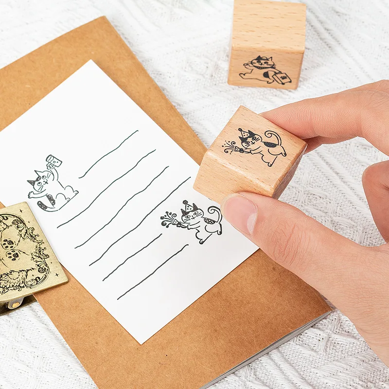 1Pc Cute Cat Daily Decoration Stamp Wooden Rubber Stamps for Scrapbooking Stationery Diy Albums Handbook Craft Standard Seal