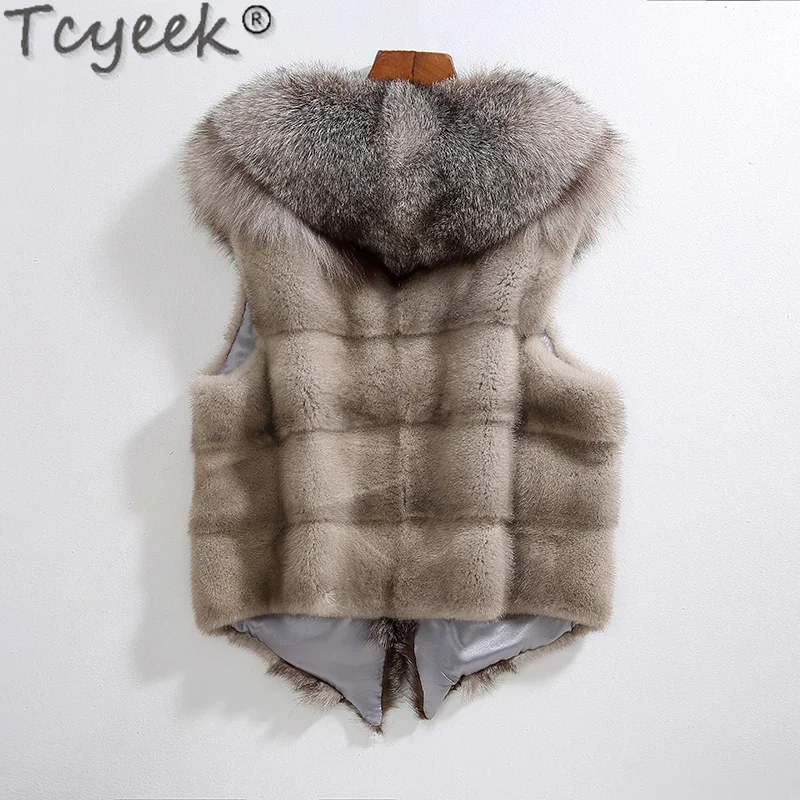 Tcyeek Gilet di visone naturale Giubbotti di pelliccia da donna Visone intero femminile 2024 Abiti invernali Senza maniche Cappotti di pelliccia reale Caldo collo di pelliccia di volpe