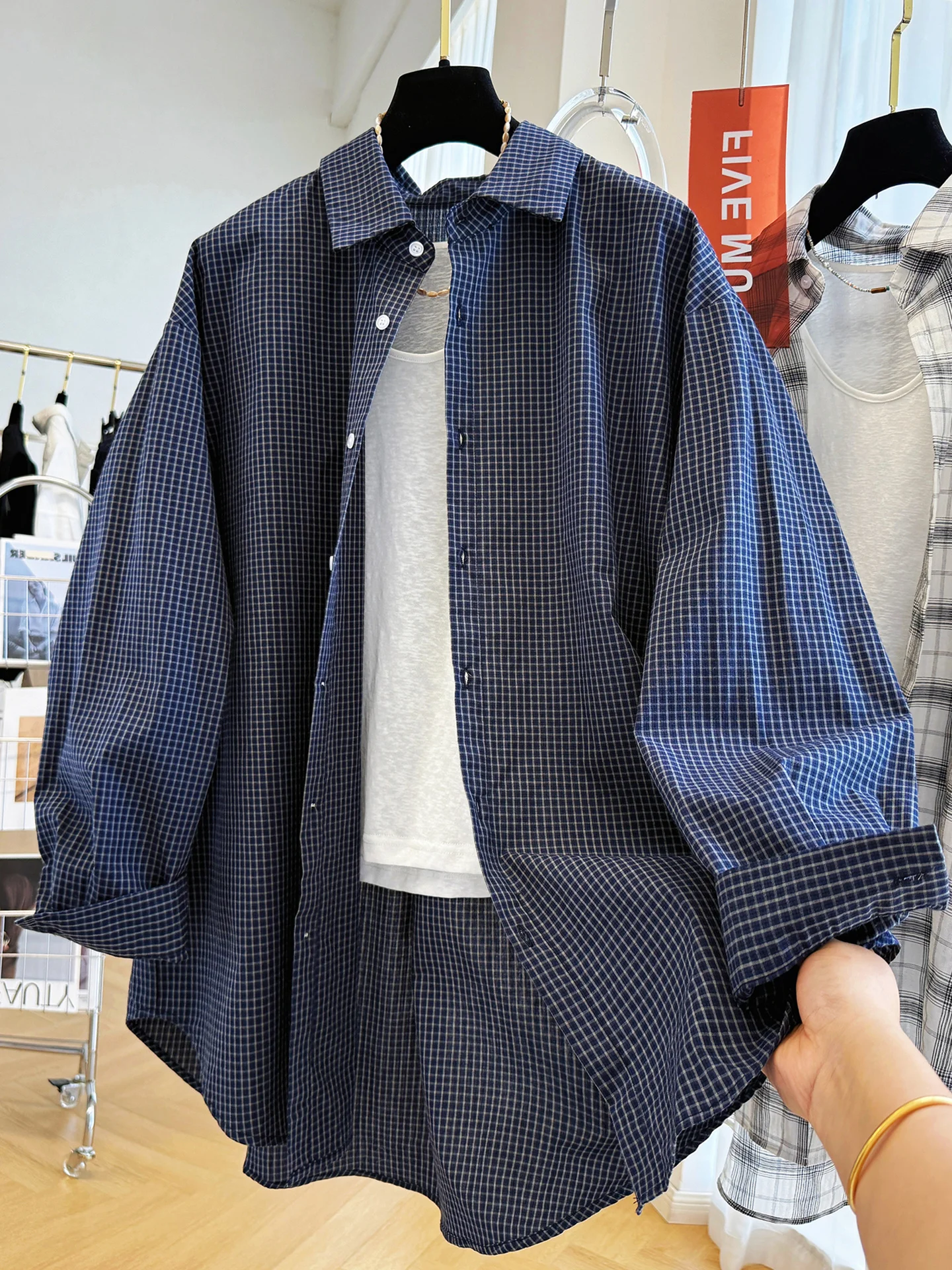

High-End Retro Color Blo Plaid Loose oulder irt Casual Summer Silk Top Korean Sle Straight Cut Long Sve Collar