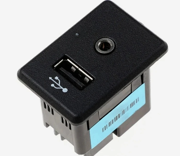 

Подходит для USB-разъемов автомобильных зарядных устройств 795405022 28023-5AA0A.