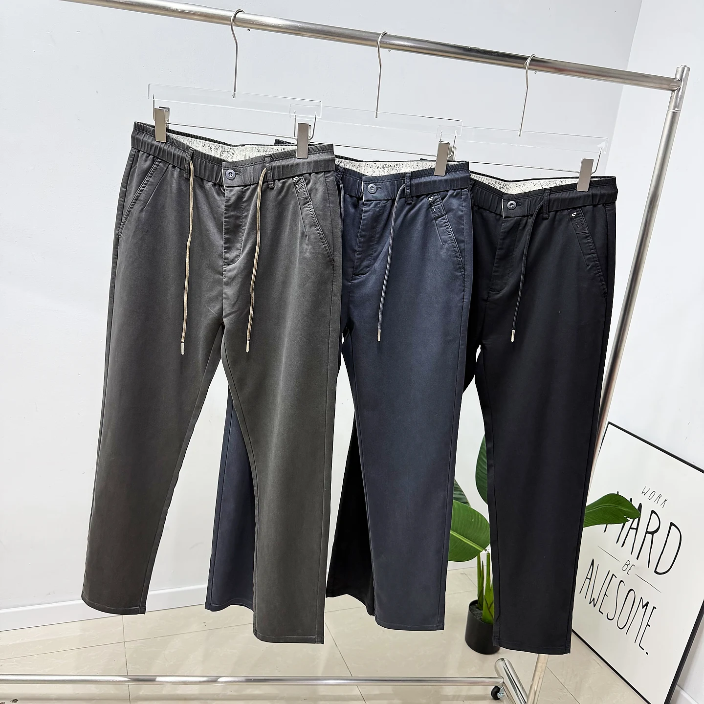 

Lightweight Fabric Men's Spring Summer Faionable Breathable Casual Pants Elastic Waist Cool Feeling