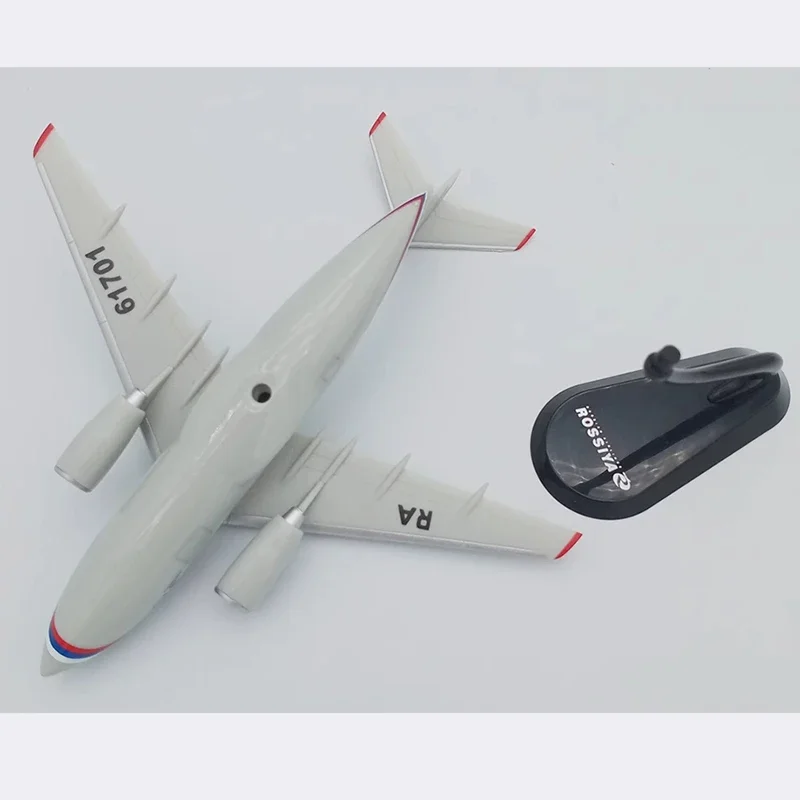 Scale 1/200 Russian AN-148 Miniature Diecast ABS Engineering Plastic Airplane Model