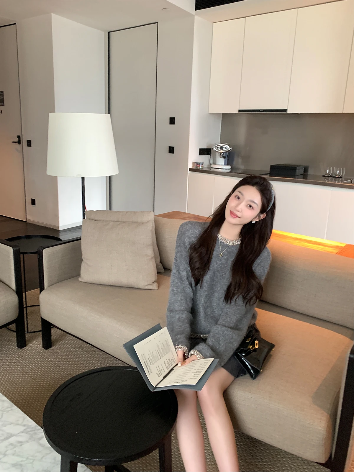 

Cchen Chench Мягкий вязаный шерстяной свитер с цветочным принтом, женский весенне-осенний новый вязаный топ с волосами мутона, теплый спортивный костюм для поездок на работу