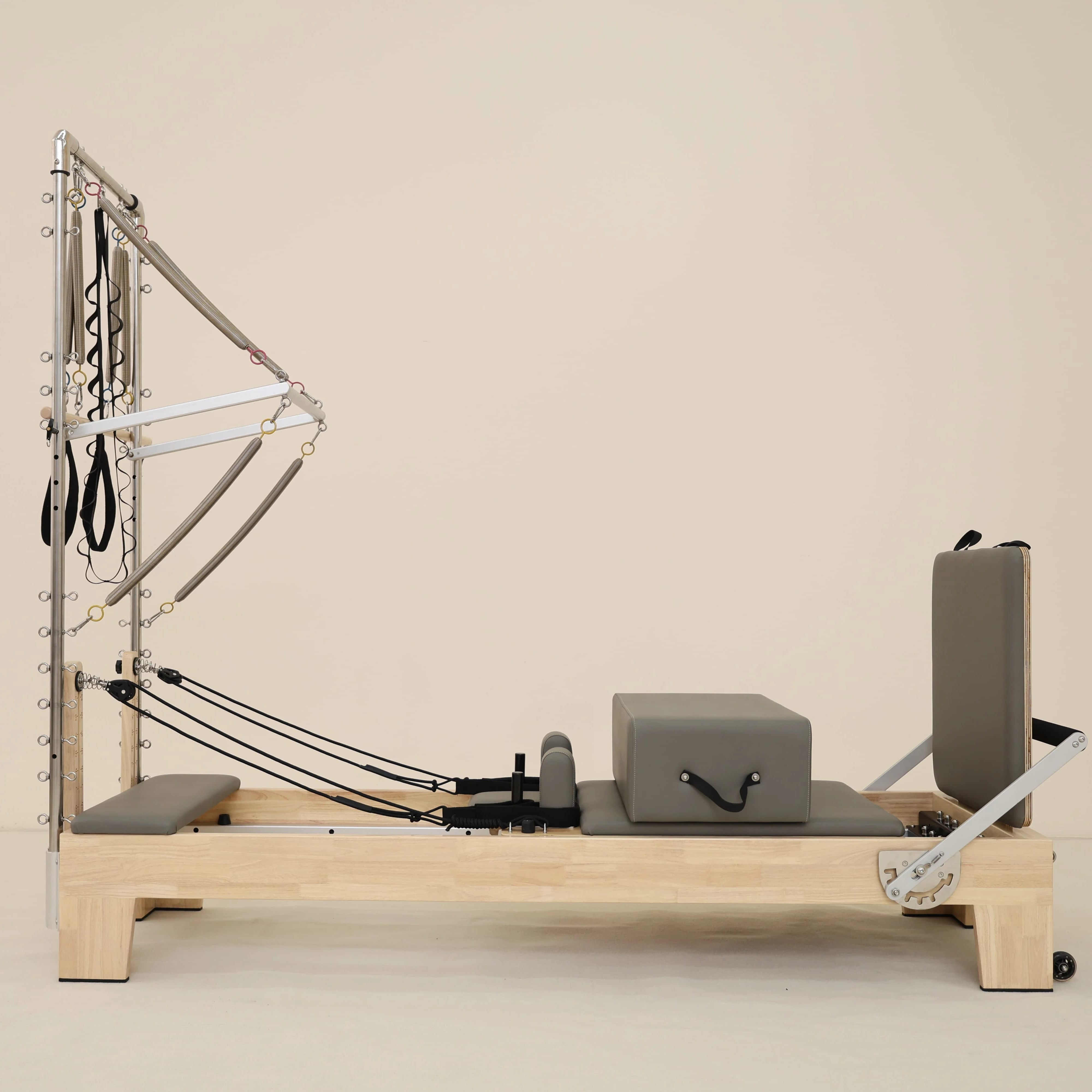 

YTYIN Home Studio-Use Adjustable High-End Maple Pilates Reformer Half-Tower Aerial Flyer & Pilates Bed With Tower For Gym