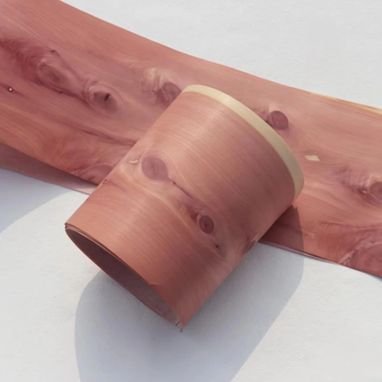 L:2.5meters Width:190mm T:0.2mm American Cedar Stuttered Wood Veneer Sheets High End Fashionable Home DIY Veneer Decoration