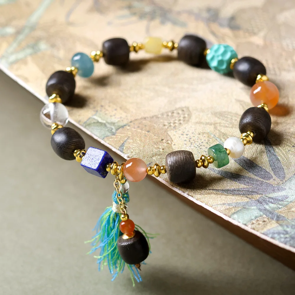 

White Agarwood Bracelet with Natural Clear Quartz, Amber, Lapis Lazuli, and Wooden Beads - Antique-Style Handmade Bead Bracelet