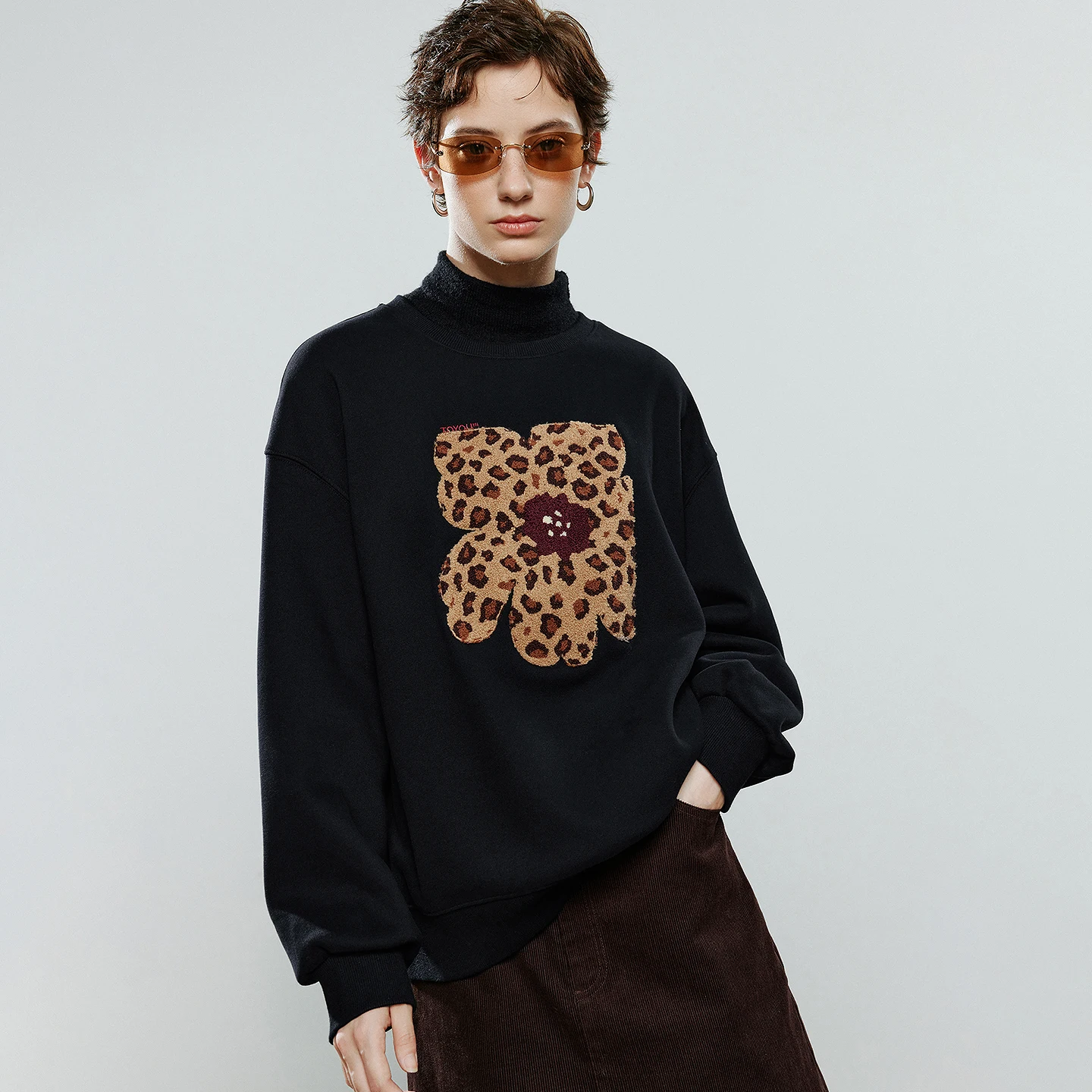 TOYOUTH Women Hoodies Sweatshirt 2025 Winter New Warm Leopard Print Appliqué Flower Tops