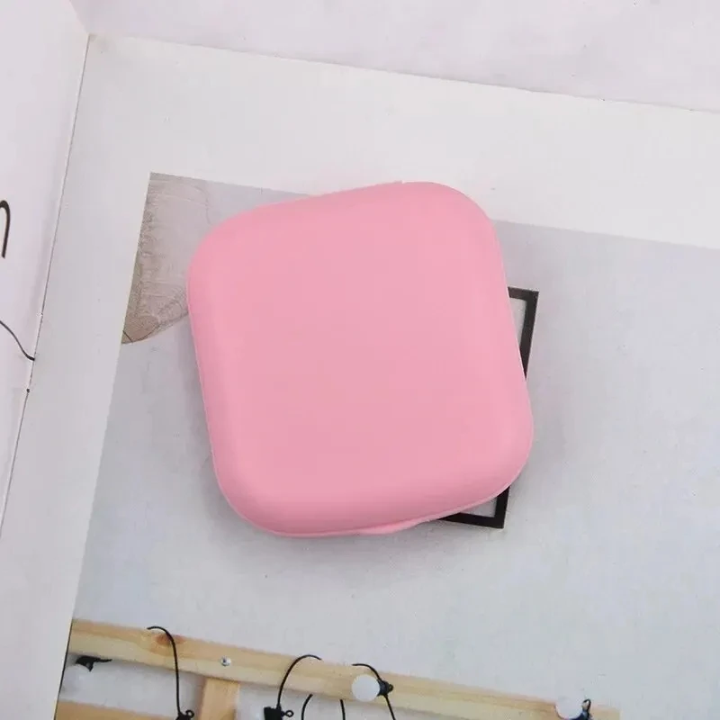 1 stks Mini Vierkante Contactlensdoos met Spiegel voor Vrouwen Kleurrijke Lensdoos Oogcontainer Mooie Reissets