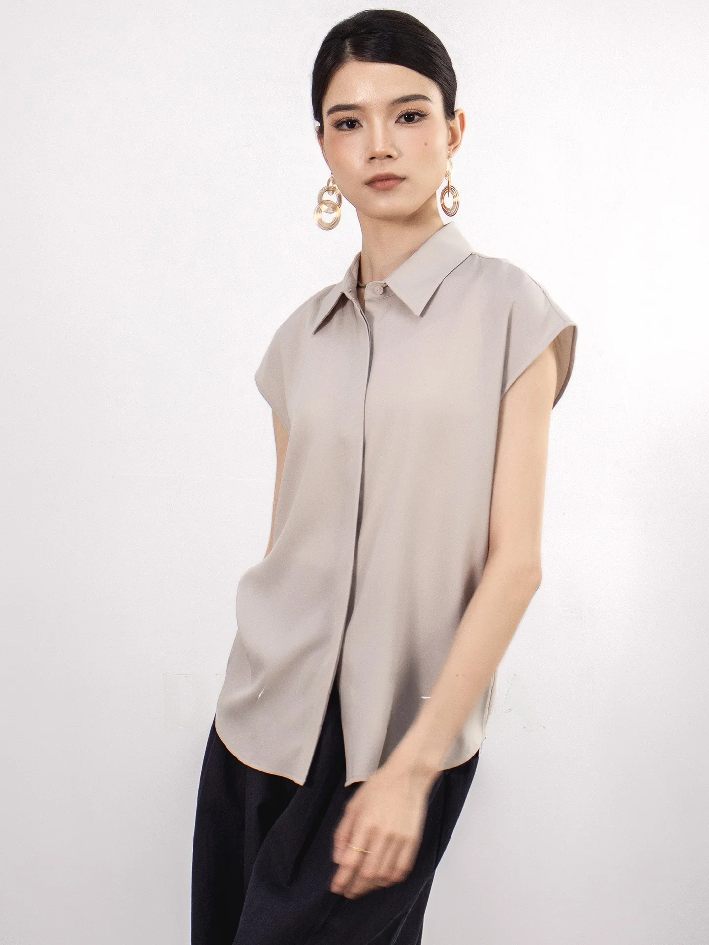 

Женская рубашка DianThia в минималистичном стиле, летняя новинка, без рукавов, с открытыми плечами, укороченная, с коротким рукавом, не требующая глажки, модная, стройнящая