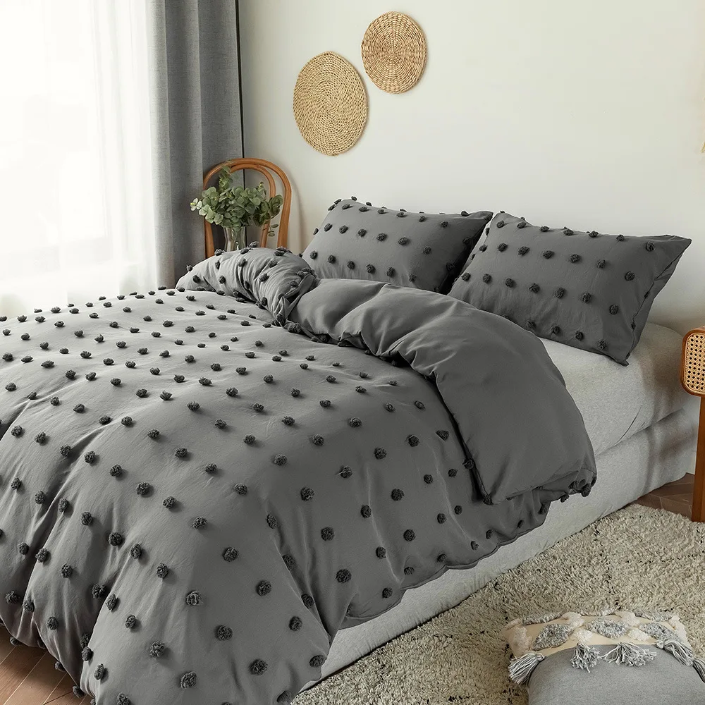 Elegant Minimalist Bedding Craftsmanship Pure Color Flower Cutting Dot Ball Home Textile Three Piece Set