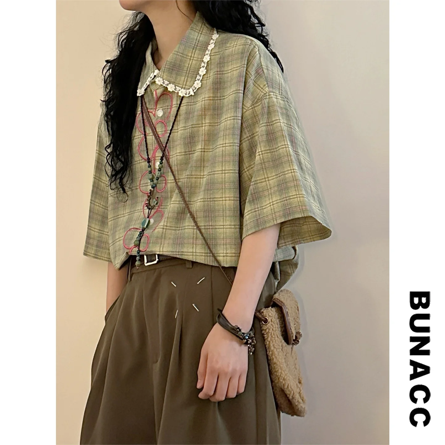 

Summer American Retro Hong Kong Style Loose Lace Collar Short Sleeve Shirt Women Casual Style Comfortable Fit Ladies Shirt