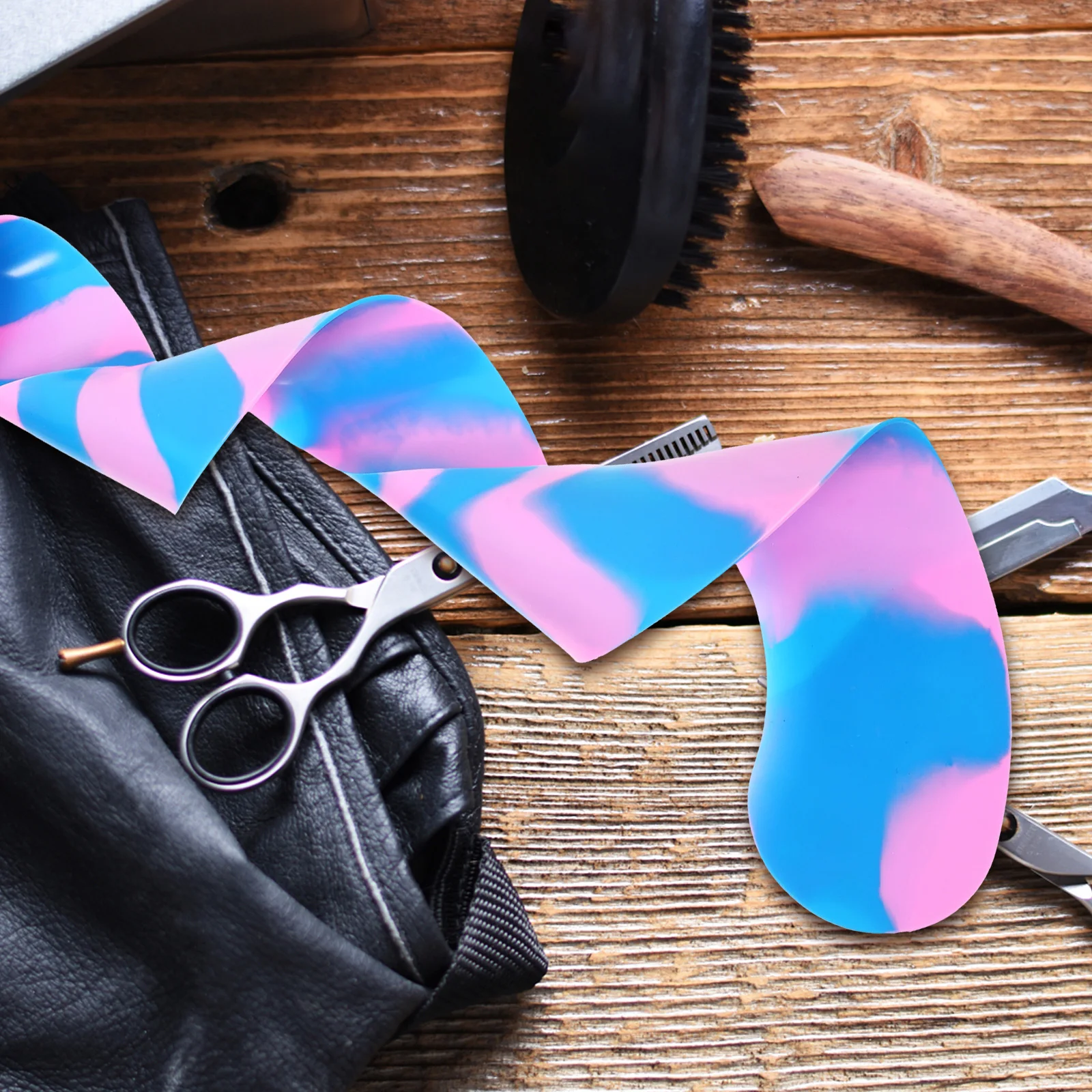 

Silicone Haircut Cape Barber Scarf Adjustable Kids Stylist Collar Neck Guard Hair Salon Gradual Color Bright Design Durable