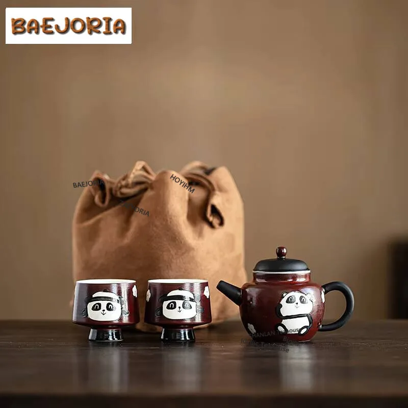 

Japanese Powder Yin Hawthorn Red Teapot Hand Painted Panda Pot Ball Hole Infuser Kettle 1 Pot 2 Cups Porable Bag Kung Fu Teaset