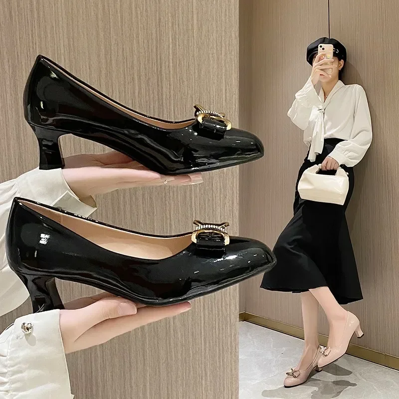 New Solid Color Shallow Mouth Comfortable Fashionable High Heels Glossy PU Pointed Toe Sexy Thick Heel Casual Women's Shoes