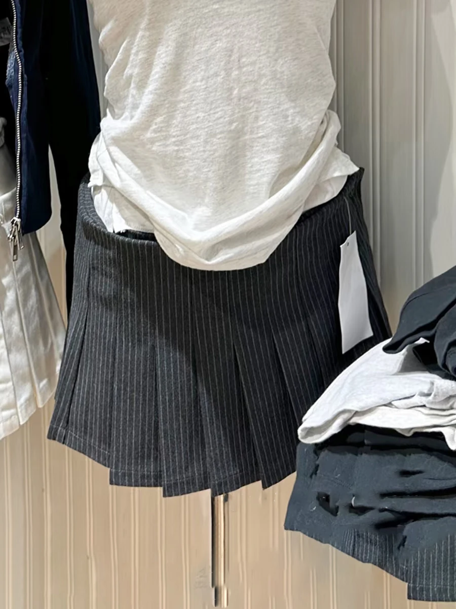 

Темно-серая полосатая мини-плиссированная юбка, женская осенняя юбка трапециевидной формы с низкой талией и пуговицами, хлопковая короткая винтажная милая новая универсальная юбка Faldas